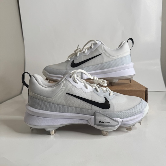 Nike Force Zoom Trout 9 Pro Baseball Softball  Cleats White Men's Sizes 8 and 12 - Picture 1 of 8